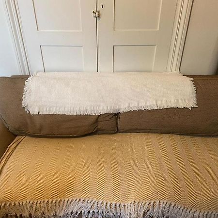 Ferienwohnung 4 Quiet Compact Studio With Garden View - Best Location - Comfortable - Quiet Hove Exterior foto
