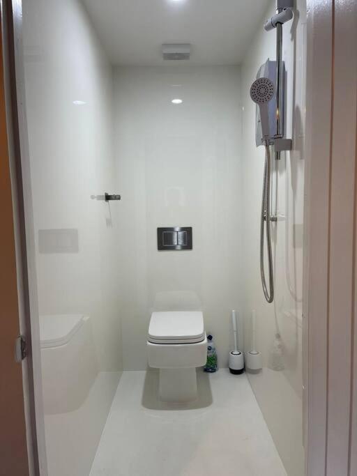 Ferienwohnung 4 Quiet Compact Studio With Garden View - Best Location - Comfortable - Quiet Hove Exterior foto