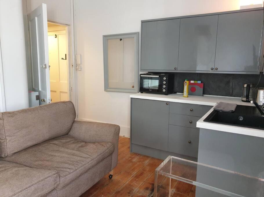 Ferienwohnung 4 Quiet Compact Studio With Garden View - Best Location - Comfortable - Quiet Hove Exterior foto