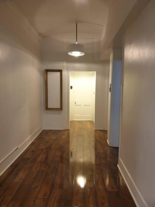 Ferienwohnung 4 Quiet Compact Studio With Garden View - Best Location - Comfortable - Quiet Hove Exterior foto